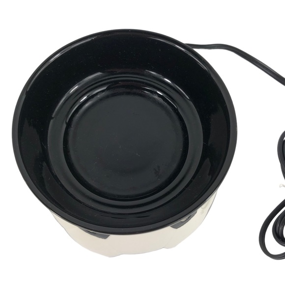 Scentsy World Cup Soccer Full-Size Wax Warmer - Picture 6 of 9